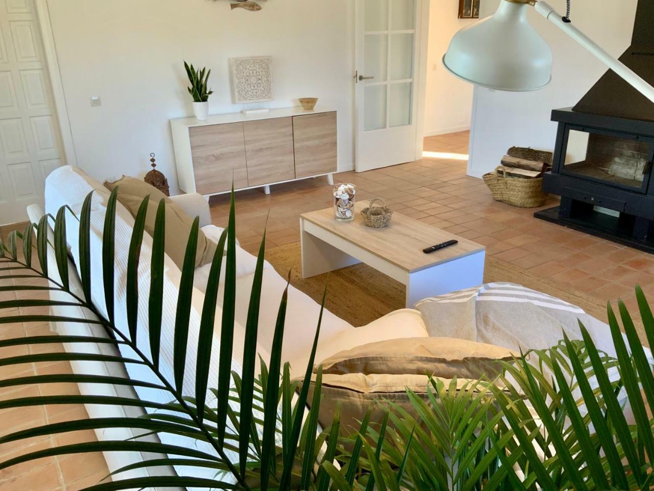 Villa Casa Del Hort, Private Pool & Garden Сант-Марти-д'Эмпуриес Экстерьер фото